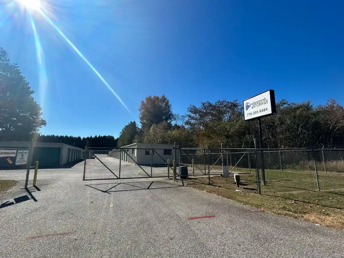 Outdoor Boat/RV/Vehicle Parking in Cumming, GA